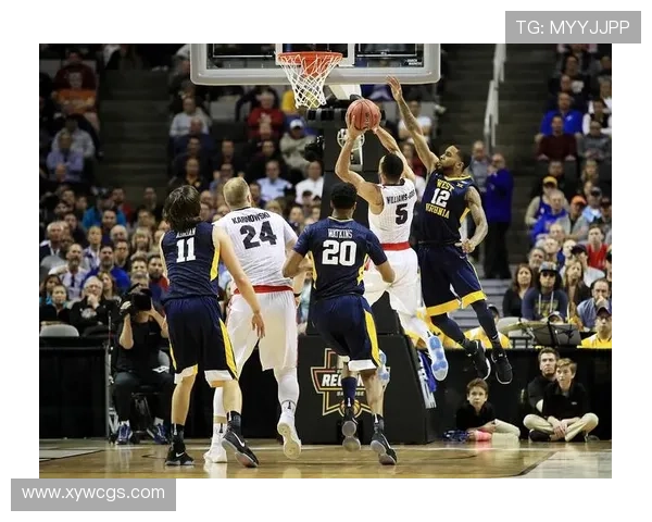 约维奇强调球队需加快节奏寻找场上角色如同步行者般灵活 约维奇强调球队需加快节奏寻找场上角色如同步行者般灵活